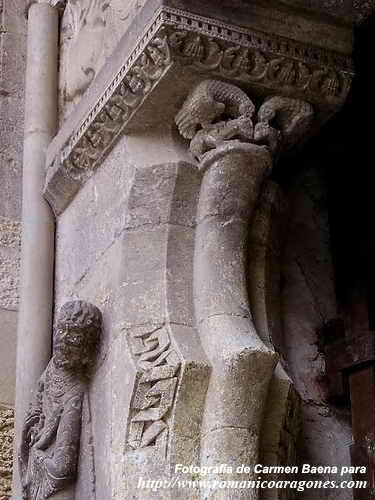 BORDE DENTADO DE LA PUERTA